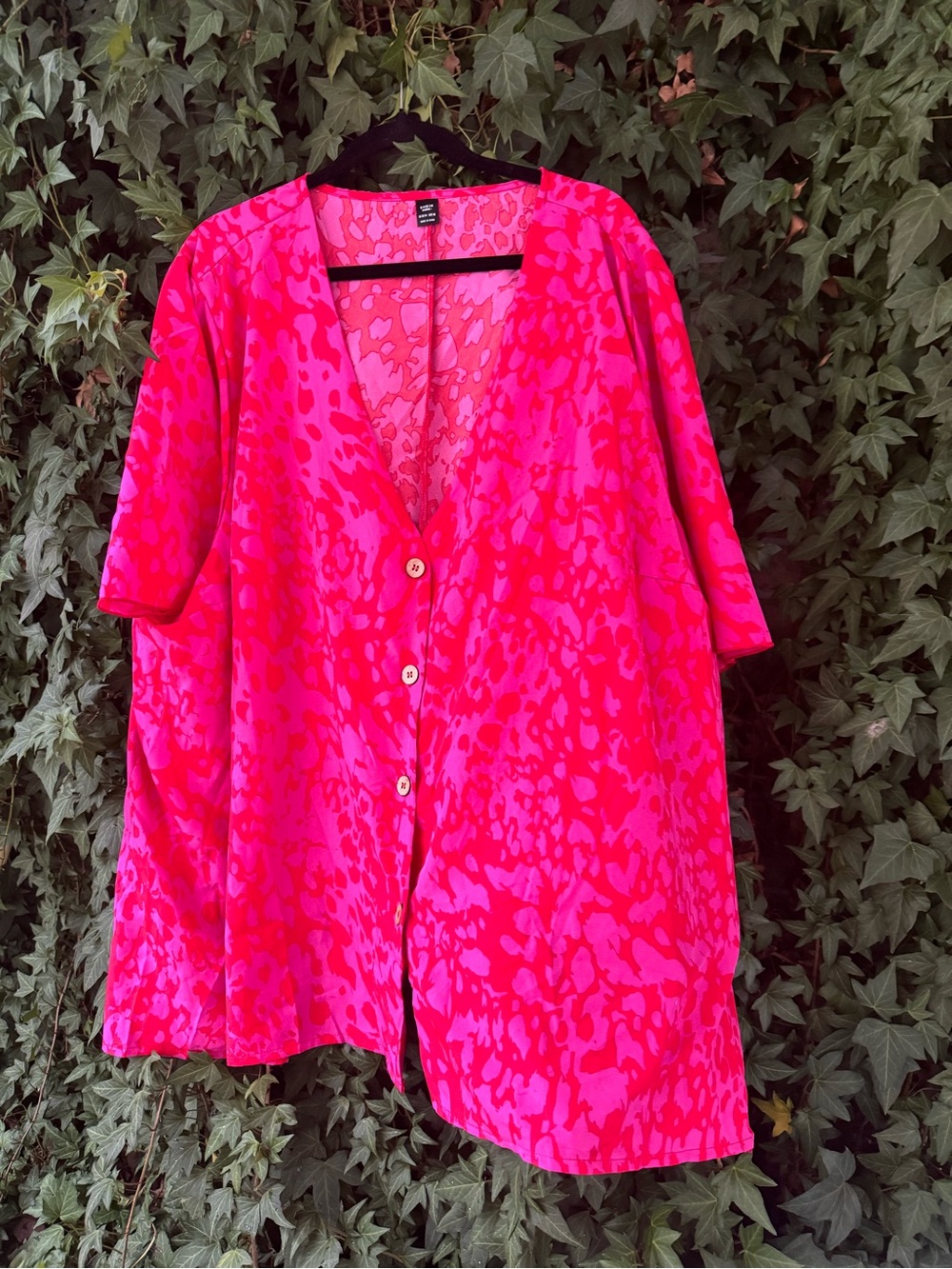 Women’s plus leopard blouse.